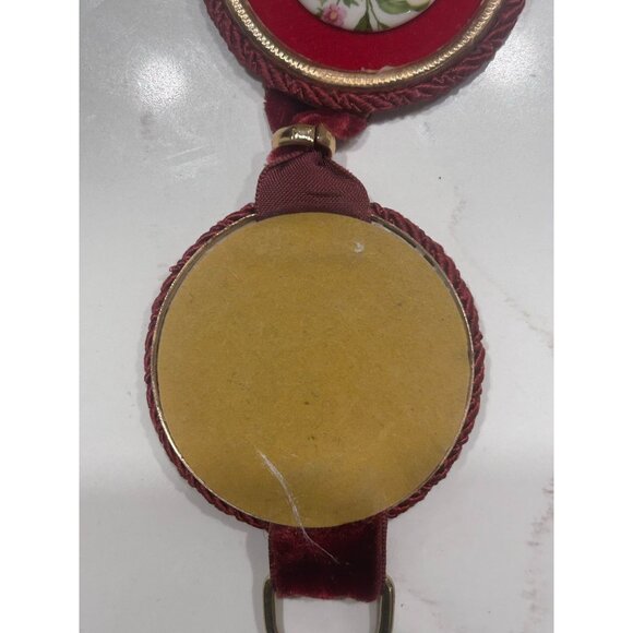 Hand Painted Porcelain Wall Plates Red Ceramic Plate With Glass Wall Decoration - Picture 3 of 6